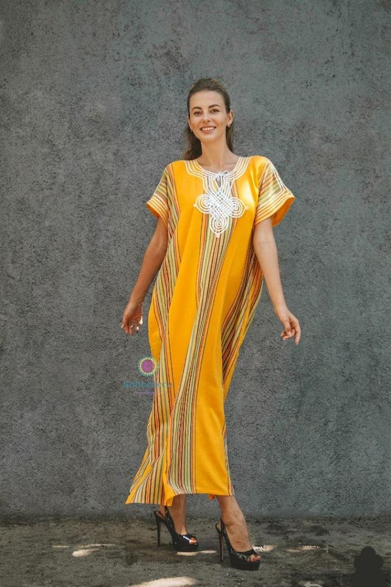 Vos journées d'été ont enfin leur tenue idéale : caftan réinventé pour le soleil — photo 7